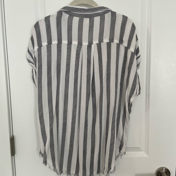 Umgee striped, button down top with fringed hem - Picture 5 of 5